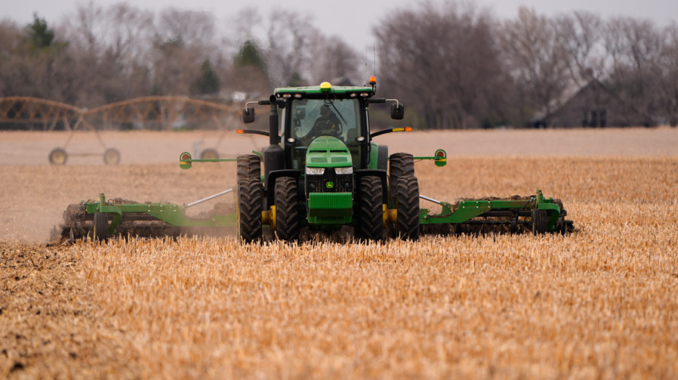 Ardanowski dla Newsmax Polska: europejskie rolnictwo na krawędzi, "pułapka bez wyjścia"