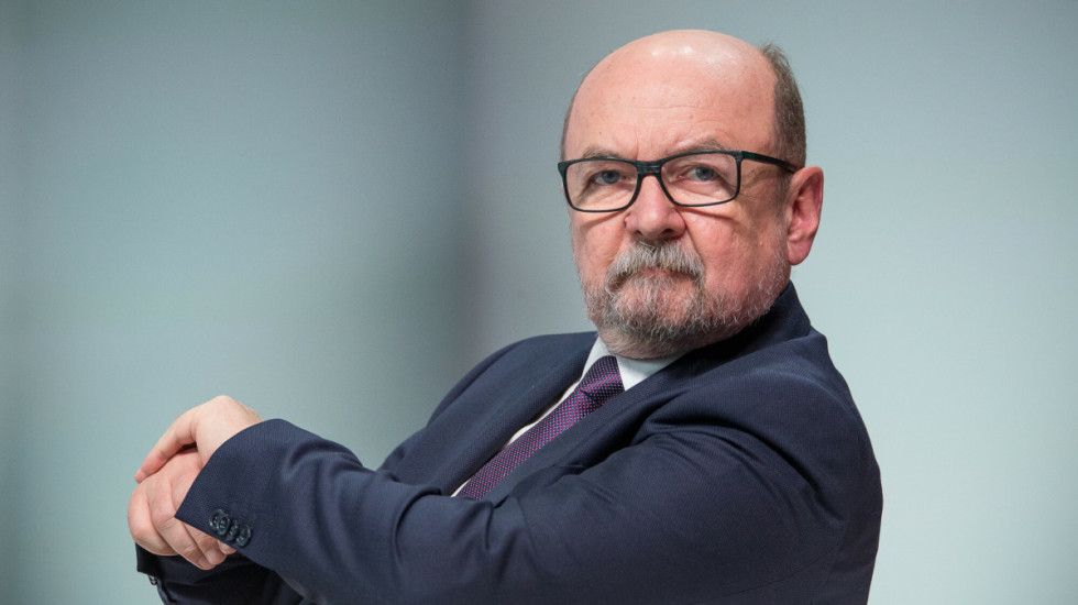 Prof. Legutko: w Polsce trwa zimna wojna domowa, której pierwszą ofiarą jest prawo