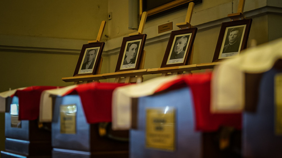 Uroczysty pogrzeb czterech "Wyklętych". Zginęli z rąk komunistycznego „Szwadronu Śmierci”