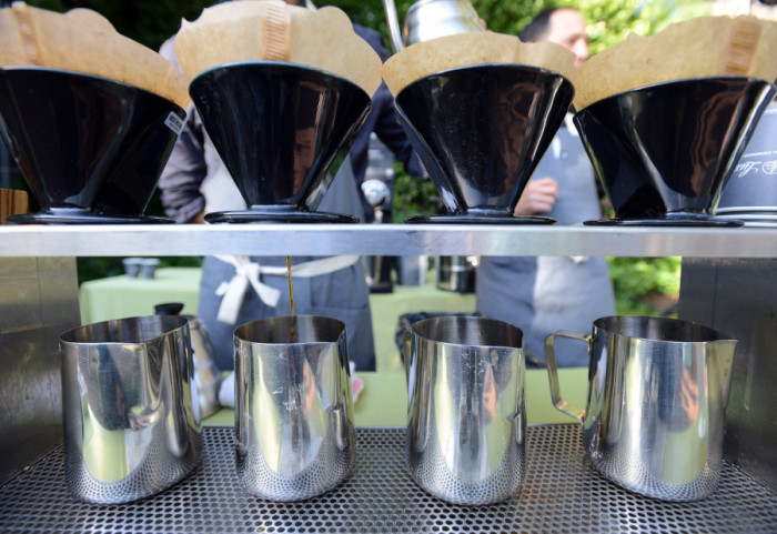 Przyszłość jest teraz. Polak pracuje w kawiarni zarządzanej przez AI