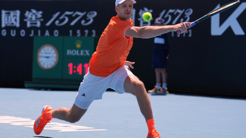 Hurkacz walczył, ale to nie wystarczyło. Polak żegna się z Madrytem