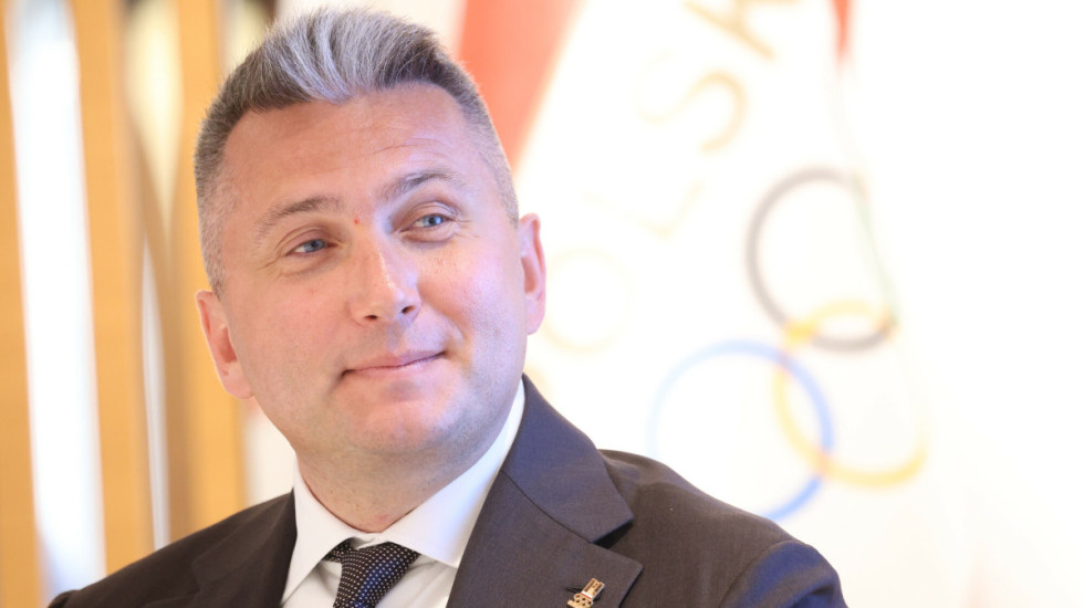 Piesiewicz: Olimpijczycy dostali pieniądze za tokeny
