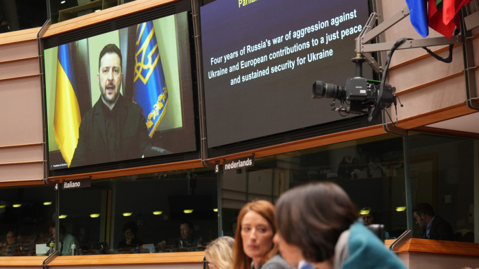 UE przyjęła 20. pakiet sankcji na Rosję. Ukraina dostanie pożyczkę