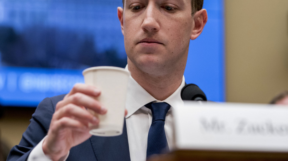 Meta planuje zlikwidować co dziesiąte stanowisko pracy. "Zrównoważenie inwestycji"