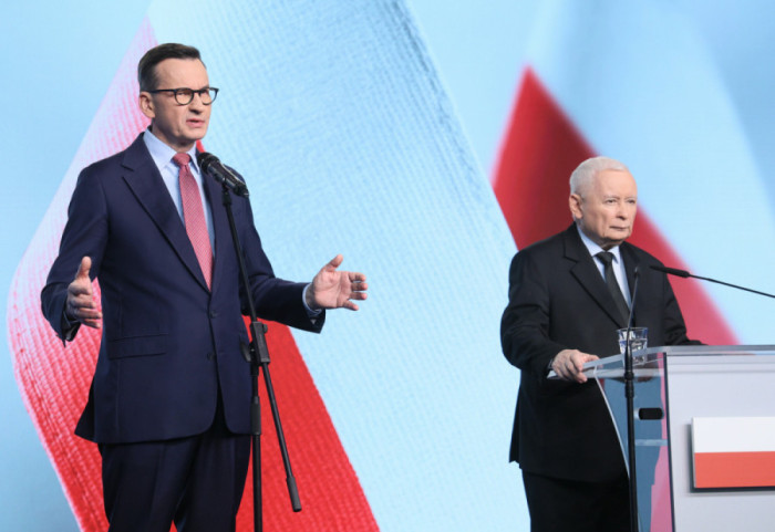 Kaczyński i Morawiecki na wspólnej konferencji. Prezes PiS: Przebudowa ustroju jest konieczna dla rozwoju gospodarczego