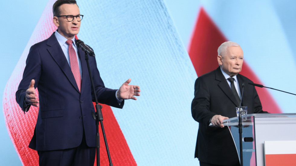 Kaczyński i Morawiecki na wspólnej konferencji. Prezes PiS: Przebudowa ustroju jest konieczna dla rozwoju gospodarczego