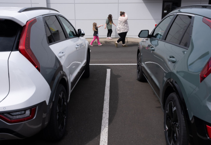 Ostatnie dni rządowych dopłat do elektryków. Jednak kasa programu jest pusta