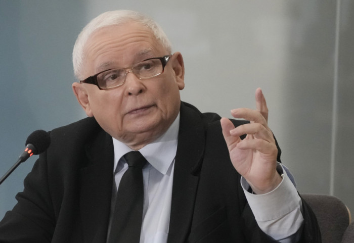 Premier Tusk wątpi w lojalność USA. Prezes PiS: “Niszczy relacje, a Niemcy zacieśniają współpracę z Amerykanami”