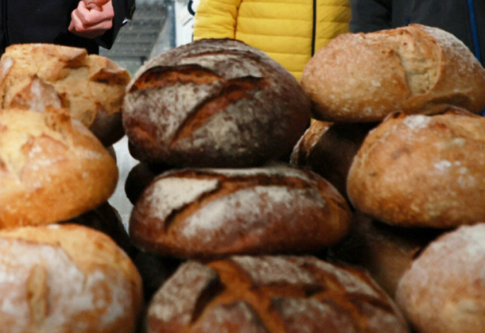 Chleb z mąki ze świerszczy przyszłością diet? Wyniki badania