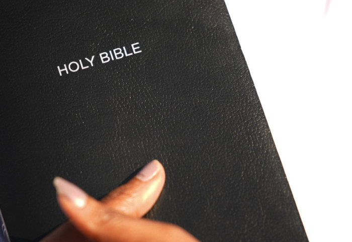 Blisko 15 ciężarówek Nowego Testamentu trafiło do Ukrainy. Rośnie druk Biblii