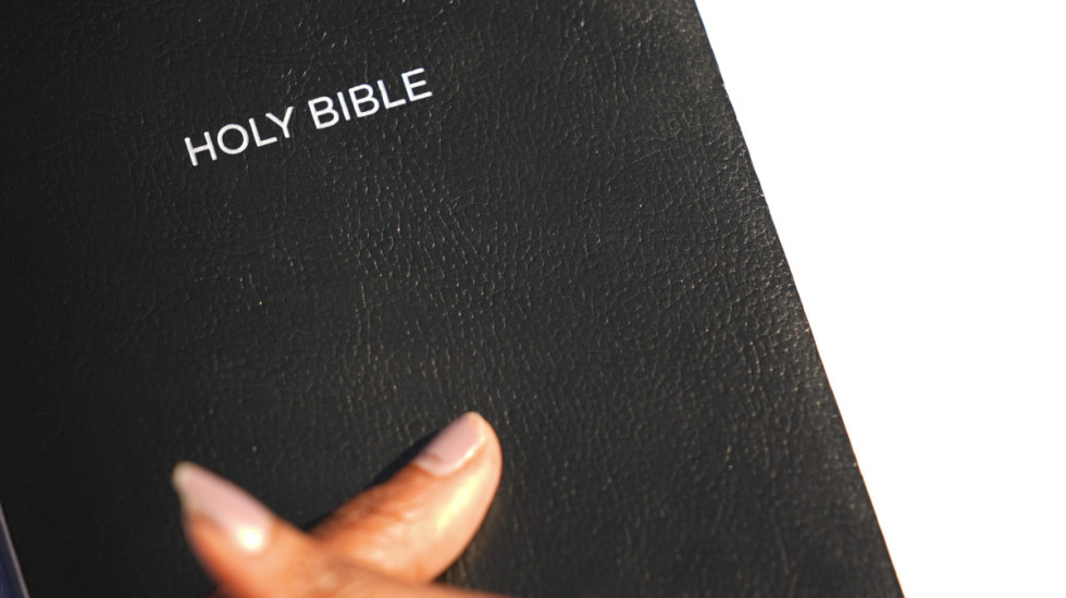 Blisko 15 ciężarówek Nowego Testamentu trafiło do Ukrainy. Rośnie druk Biblii