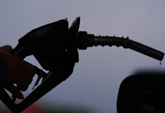 Ministerstwo Energii zapowiada: od środy droższe paliwa