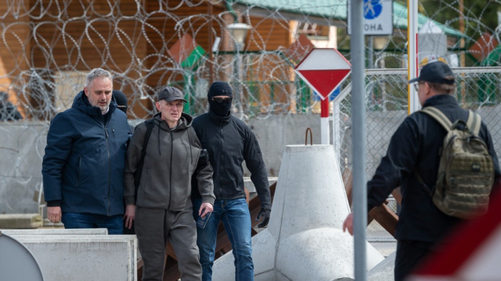 Kogo uwolniono oprócz Poczobuta? I kogo oddaliśmy w zamian?