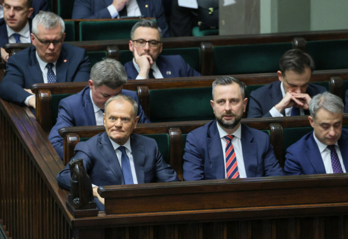 KO utrzymuje władzę, PSL poza Sejmem. Wyniki nowego sondaż