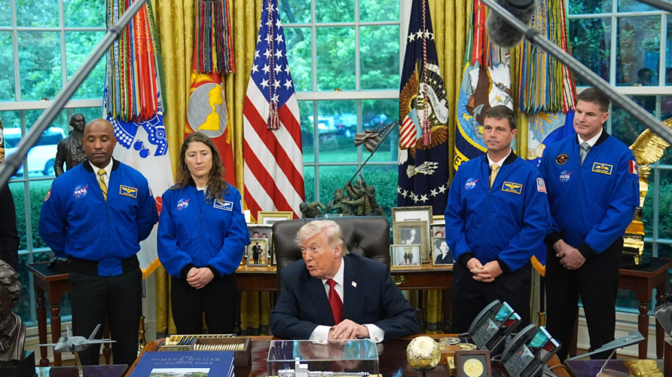 Trump po rozmowie z Putinem: zasugerowałem małe zawieszenie broni i myślę, że on mógłby to zrobić