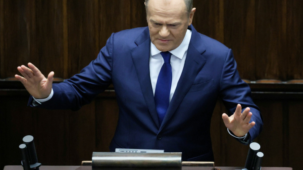 Debata nad odwołaniem minister Henning-Kloski. Premier mówi o freak fightach