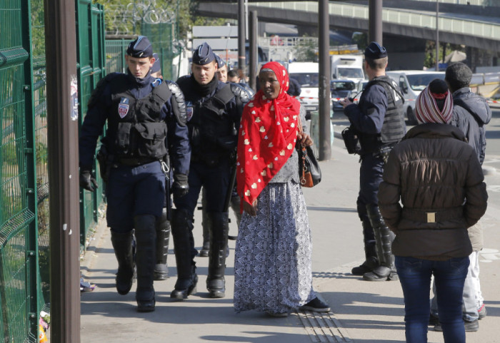 We Francji powstała strona, która informuje o liczbie imigrantów w okolicy, poziomie bezpieczeństwa i islamizacji