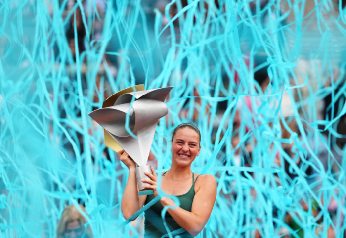 Ukrainka Marta Kostjuk pokonała Rosjankę w finale WTA 1000 w Madrycie. Tradycyjnie nie podała jej ręki po meczu