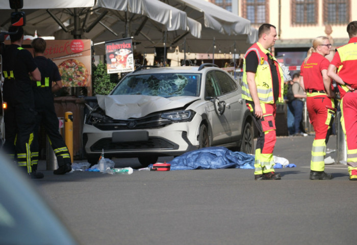 Niemiecka policja: Jedna osoba zabita i 25 rannych w wypadku w Lipsku