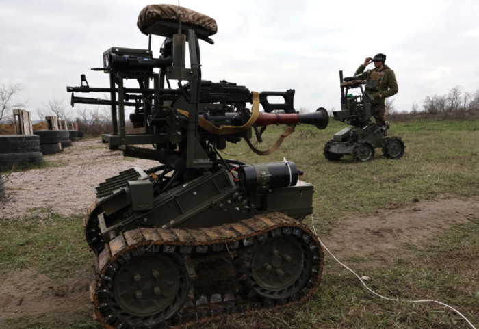 Nadchodzą wojny robotów. Ukraina wysyła na front maszyny z AI