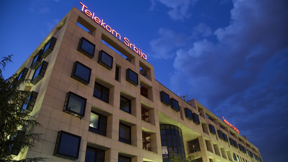 Telekom Srbija emituje obligacje i zyskuje wyższy rating Fitch