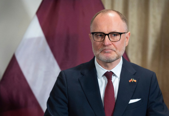 Dwa drony nad Łotwą. Szef łotewskiego MON wyjaśnia