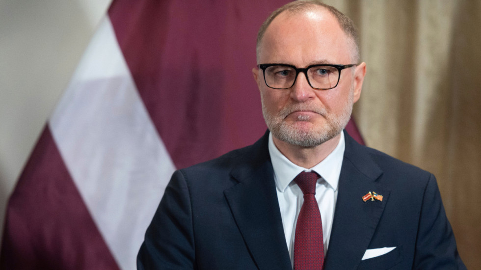 Dwa drony nad Łotwą. Szef łotewskiego MON wyjaśnia