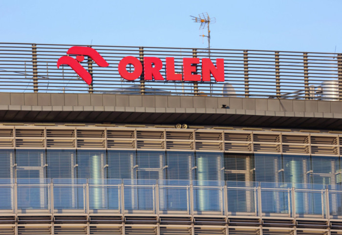 Orlen ponownie obniża hurtowe ceny paliw