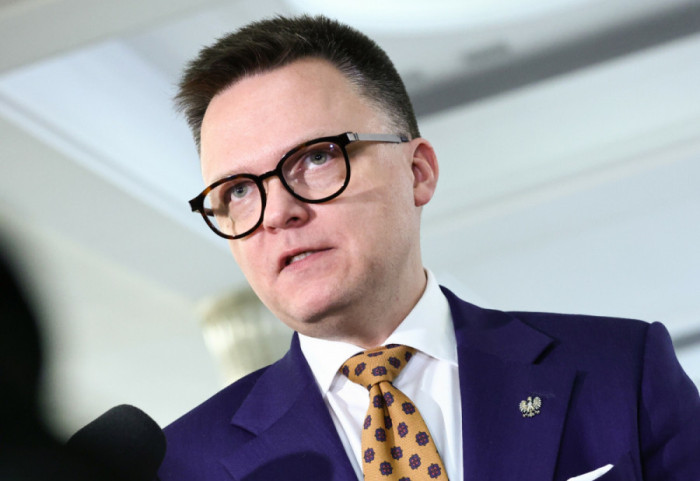 Hołownia krytykuje media publiczne i mówi o relacjach z Tuskiem: "Polityk drapieżny"