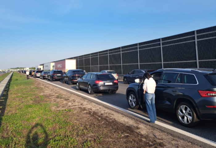 Mazowieckie: duży karambol na A2. Trasa w stronę Warszawy całkowicie zablokowana