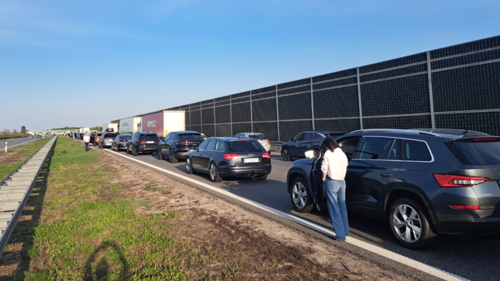 Mazowieckie: duży karambol na A2. Trasa w stronę Warszawy całkowicie zablokowana