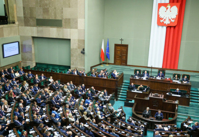 W grze cztery projekty ustaw ws. kryptoaktywów. Projekt PiS nie będzie rozpatrywany