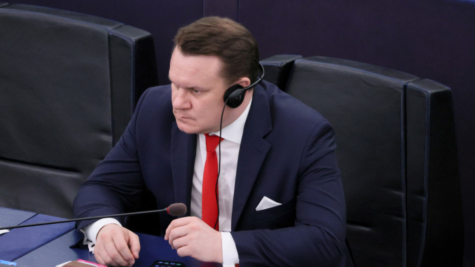 Burza po decyzji Brytyjczyków ws. Tarczyńskiego. Jest list do Starmera