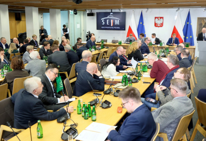 Komisja sejmowa ustaliła listę kandydatów do KRS. Są nominaci PiS i Konfederacji