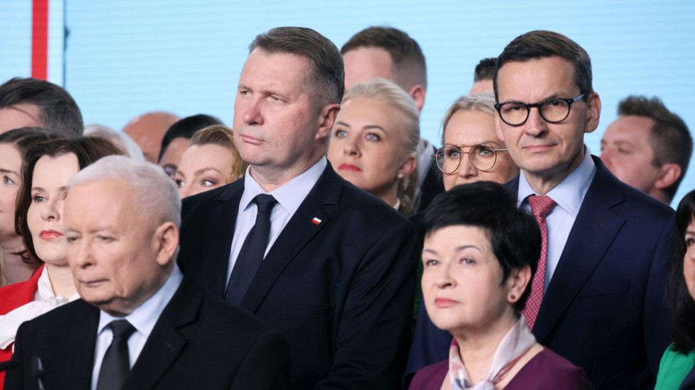 Przecieki o awanturze na wyjazdowym posiedzeniu klubu PiS. Jabłoński: To nie służy w ogóle partii