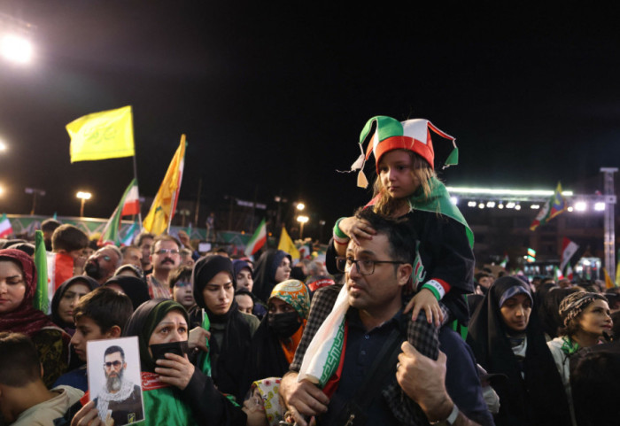 Teheran: tłumy kibiców żegnały piłkarzy Iranu przed wylotem na zgrupowanie