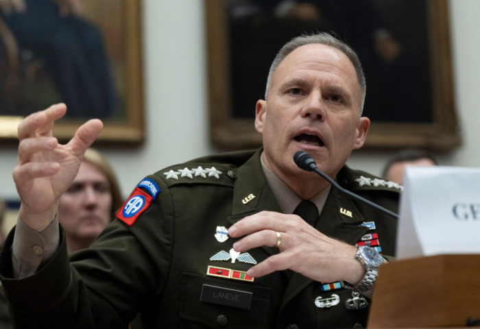 USA tłumaczą decyzję w sprawie Polski. Generał zabrał głos