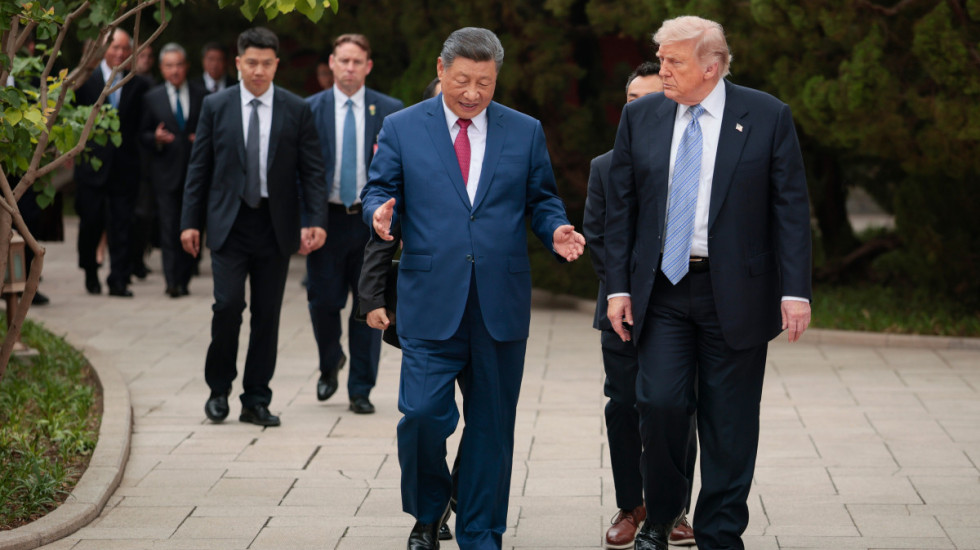 Koniec wizyty Trumpa w Pekinie. “NYT”: Chiny chcą wykorzystać trend, który uznają za schyłek Ameryki