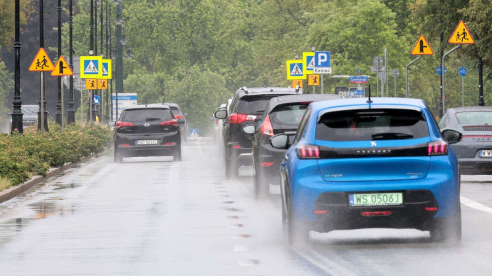 Rząd szykuje rewolucję w egzaminach na prawo jazdy. Zniknie plac manewrowy