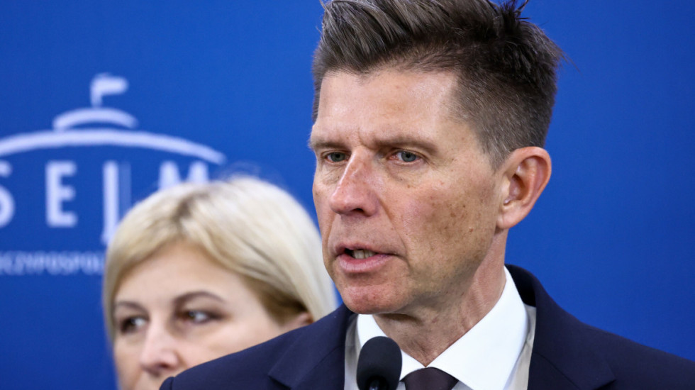 Petru: Polaków należy zniechęcać do wcześniejszych emerytur