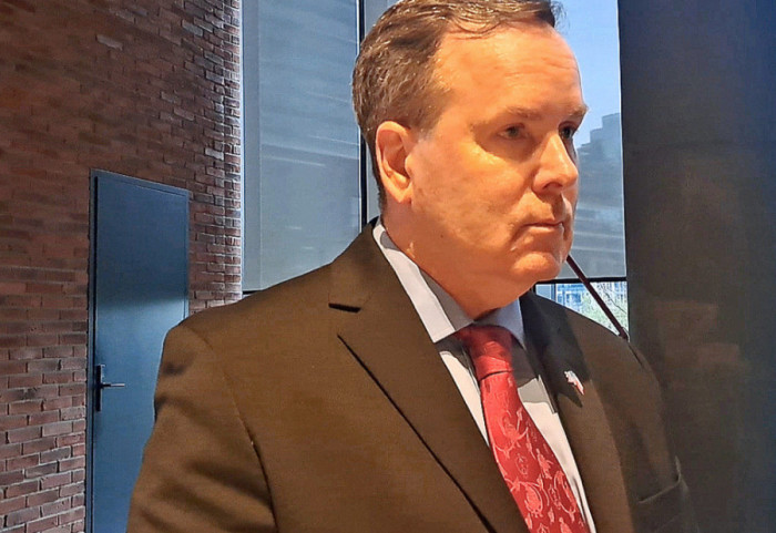 Były attaché wojskowy dla Newsmax Polska: USA chcą zmniejszyć obecność militarną w skali Europy, ale utrzymać w Polsce