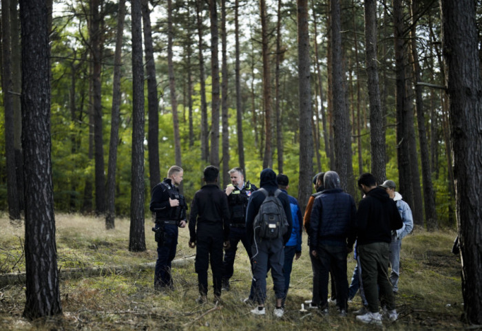 Nowy kurs migracyjny UE i zaostrzanie przepisów. Czy model włosko-albański powróci?