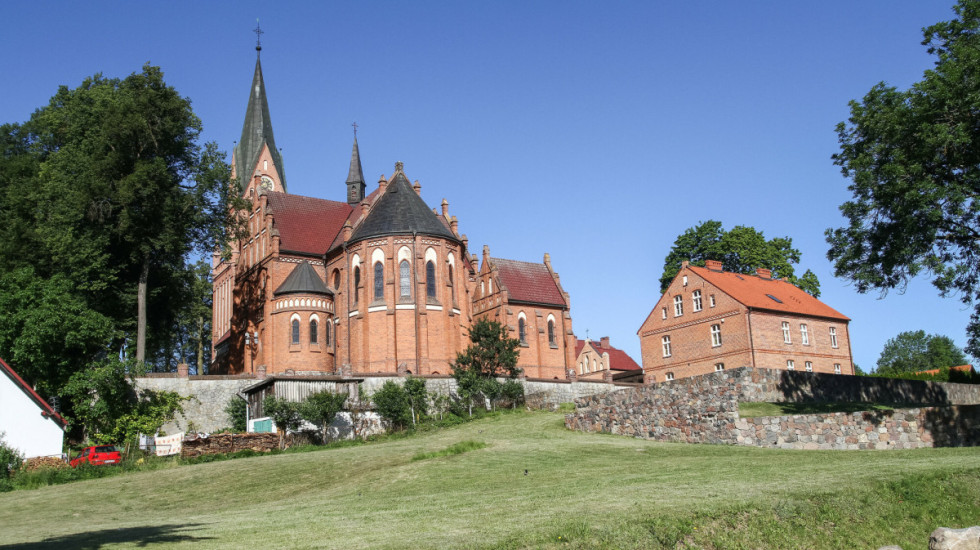 Fotowoltaika na błoniach przy sanktuarium w Gietrzwałdzie? Apel do Kancelarii Prezydenta