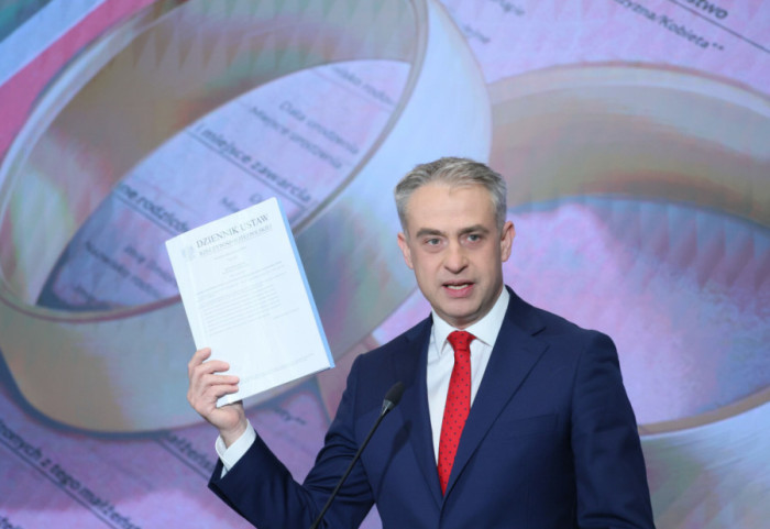 Rozporządzenie ws. transkrypcji aktów małżeństwa. Kosiniak-Kamysz: to niewiele zmienia
