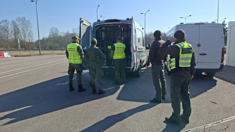 Próby nielegalnego przekroczenia granicy Polski. Zatrzymano 13 przemytników