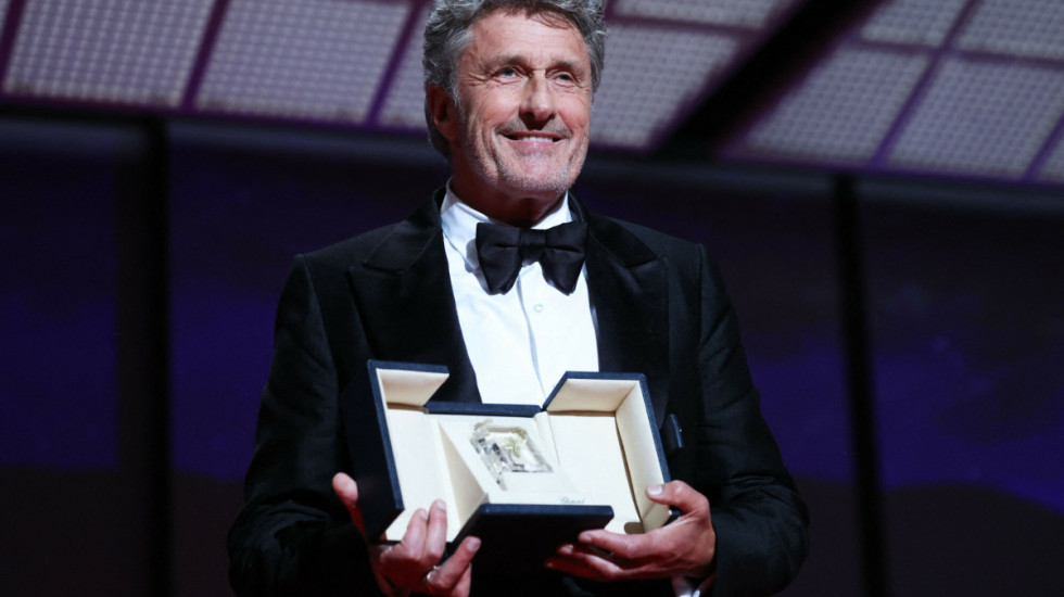 Paweł Pawlikowski z nagrodą na festiwalu w Cannes. Reżyser odebrał statuetkę za film "Ojczyzna"