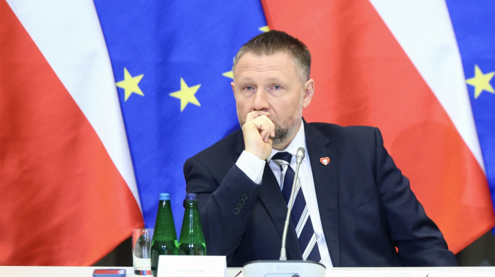 Incydent w prywatnym domu prezydenta Nawrockiego. Pilna narada w MSWiA z ministrem Kierwińskim
