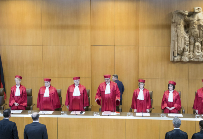 Koniec mitu. Sędziowie niemieckiego TK z nazistowską przeszłością