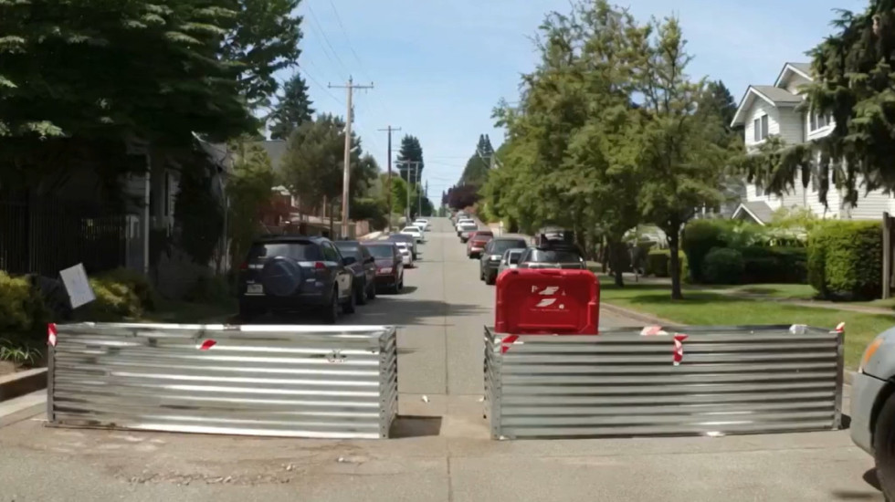 Fala przemocy w Seattle. Mieszkańcy wznieśli prowizoryczne barykady