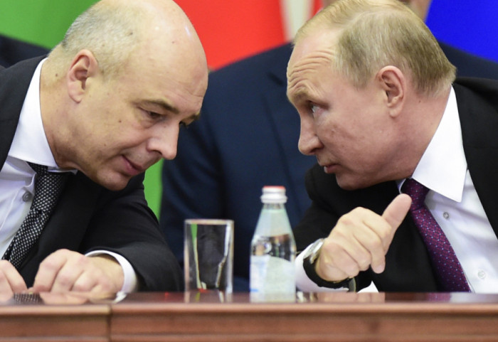 Kryzys w rosyjskich elitach. Tracą wiarę w politykę Putina